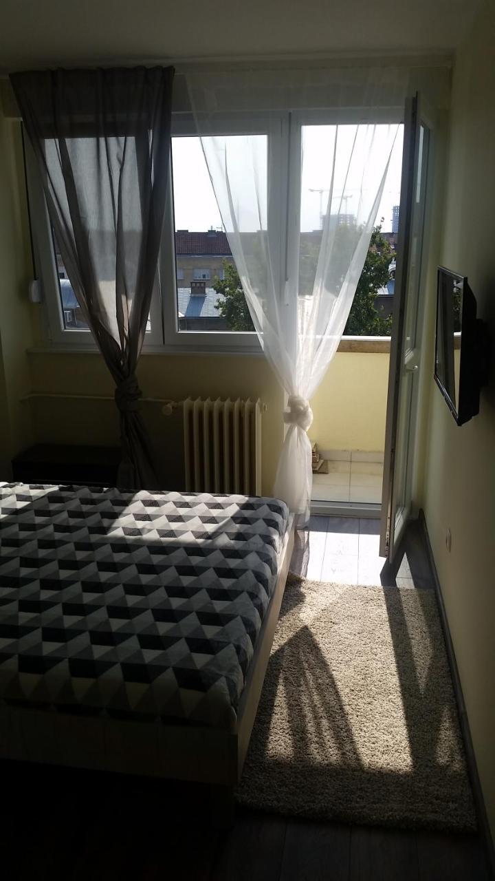 Alux Apartment Belgrad Zewnętrze zdjęcie